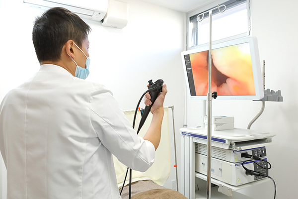 はしむらクリニック 体への負担が少ない尿検査や内視鏡検査で原因を探る