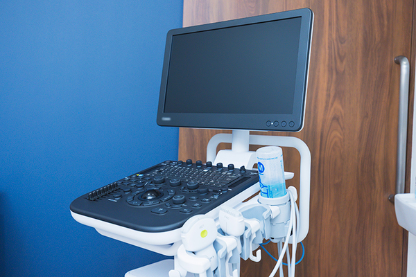 あけぼの橋内科・内視鏡内科 腹部エコーで肝臓・胆嚢・膵臓など幅広くチェック