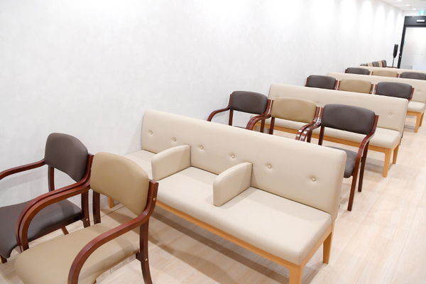 新宿よりそいメンタルクリニック 患者の人生に真摯に向き合う