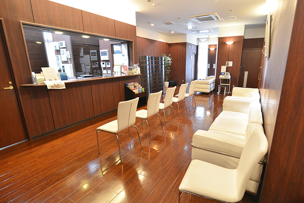 すずかけクリニック 今池駅から徒歩5分のため、利便性も高い