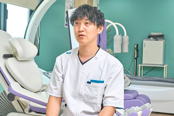 まつおか整形外科クリニック リハビリ中の会話から、日常生活や競技面の困り事を聞き取る