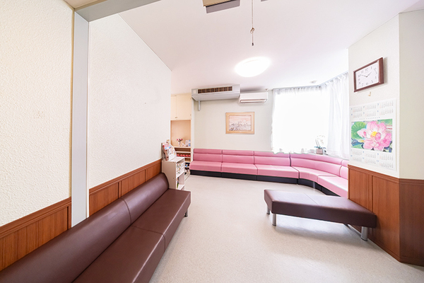 林産婦人科 スタッフの患者への温かい心配りも医院の優しい雰囲気に