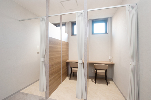 松阪かわいまち内科・内視鏡クリニック 設備面でなく、わかりやすい説明や丁寧な声かけも大切に