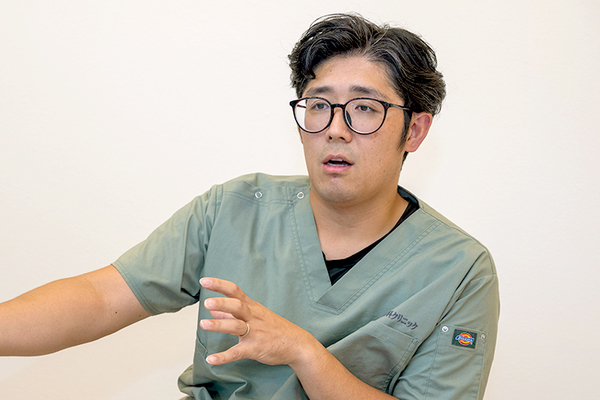 志木かくや歯科クリニック 歯科口腔外科出身のため、難しい抜歯も可能