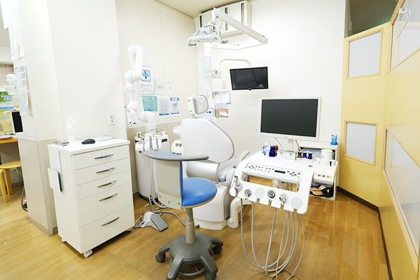 山之内歯科医院 東洋医学の視点を生かし、幅広い知見で診療に取り組む