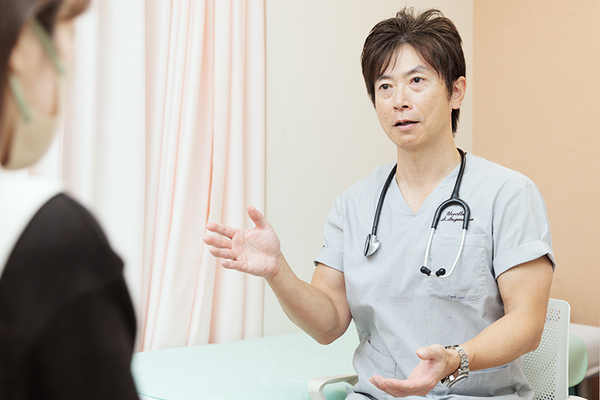すがわら泌尿器科・内科 患者の悩みに寄り添いながら、日々診療に取り組む