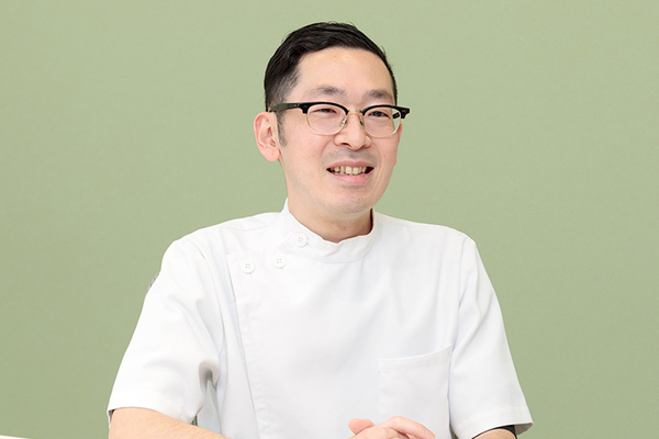 なかさここども成長クリニック 「心配や悩みがあれば気軽に相談してほしい」と話す中迫院長