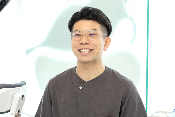 御茶ノ水つばめ歯科・矯正歯科 まずは相談しにきてほしいと話す長谷川院長