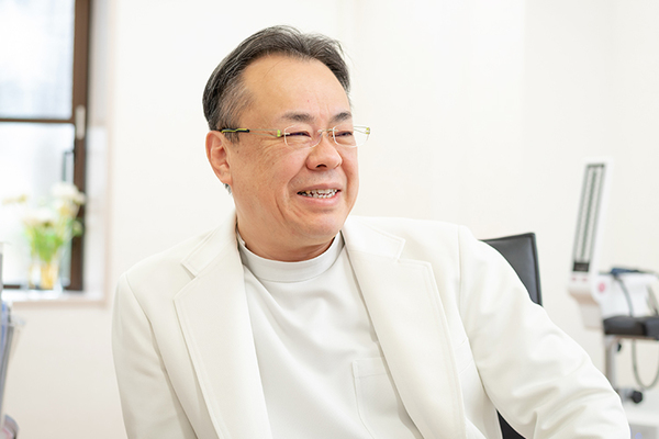 河村メディカルクリニック 日常生活の中の小さなことを心がけることが大切だと語る院長