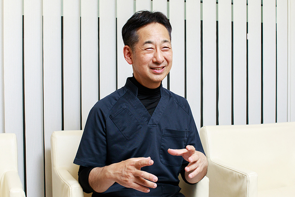 ササマ歯科クリニック 患者に寄り添った治療を心がける笹間院長