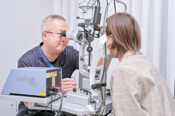 いわみ眼科 新たなレーザー機器を取り入れ、高水準の治療に努める