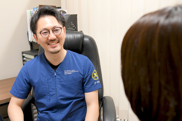 VERNO SKIN CLINIC 患者の立場に寄り添った診療を心がける石井理事長
