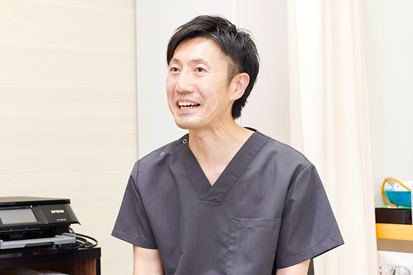 仙川町クリニック “遅れない治療”をモットーに診療にあたる菊池先生