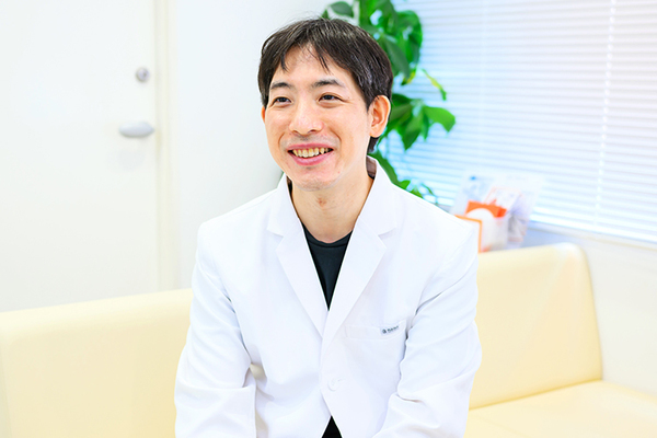 クリニックプラス池尻大橋 重篤な疾患を引き起こす前に一度相談してほしいと話す