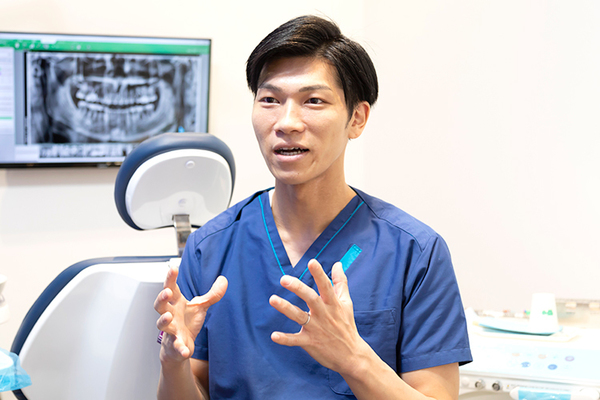 あお歯科  小児・矯正歯科クリニック マウスピース型装置を用いた矯正は、自己管理も重要だという
