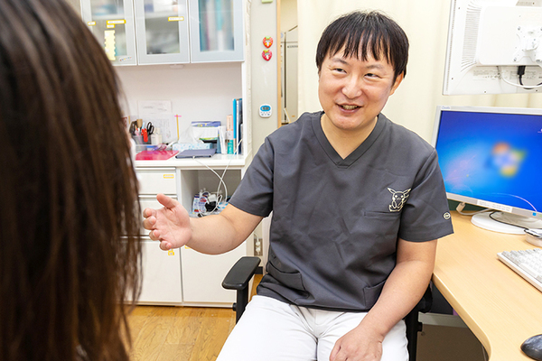 としかわこどもクリニック どんな小さな悩みでも、気軽に相談をしてほしいと話す利川院長
