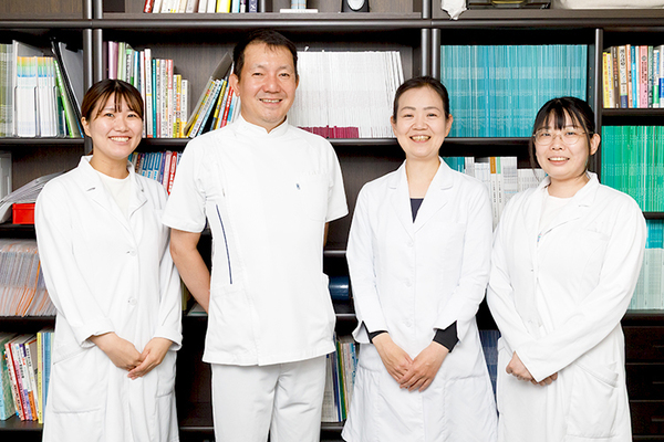 二村耳鼻咽喉科ボイスクリニック 医師・言語聴覚士が一丸となって、患者の相談や難症例に向き合う