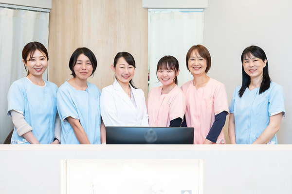 Smile中井小児科・アレルギー科 スタッフ全員がチームとなり患者を迎え入れる