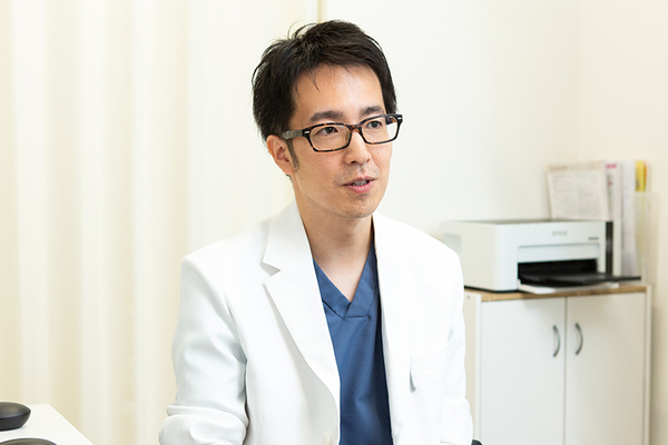 ひとみるクリニック 背景やニーズを聞き取りながら一緒に対処法を選択している