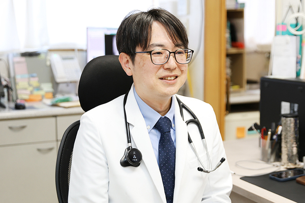 引野口循環器クリニック 患者の生活背景も考慮し、診察を行っている