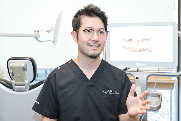 ブリストデンタルクリニック三郷 検査結果の資料を活用し、精密な診療をめざす西川先生