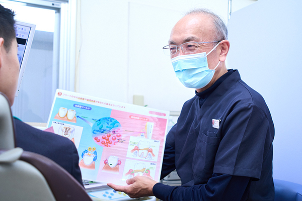 善行団地ファミリー歯科 患者にわかりやすい説明を心がける山崎先生