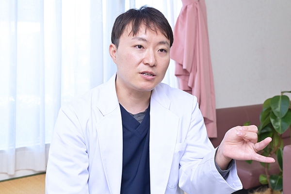 さくらのき米山ファミリークリニック 困ったときにまず頼ってもらえるような存在になりたいと話す院長