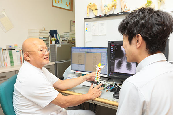 みやみつ整形外科リハビリクリニック スタッフ全員で連携しながら患者を支えている同院