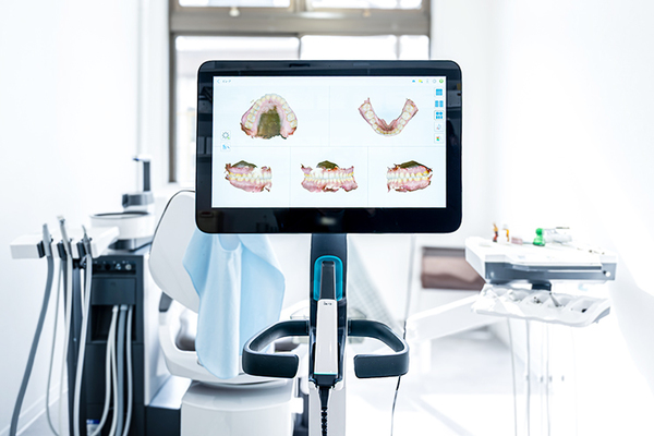 小林歯科医院 丁寧でわかりやすい説明を心がけ、患者の納得感を重視している