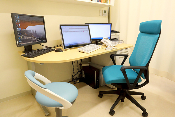 渚うめだ整形外科クリニック ケガの有無に関わらず、早期に整形外科で治療を受けることが大切