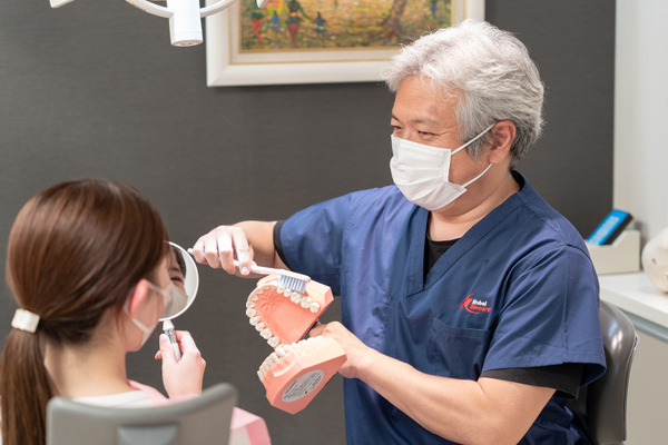 まろ歯科クリニック 歯を白く健康に保つための予防・ケアまでしっかり説明