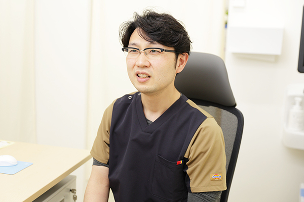 ほり内科クリニック 検査の不安をできるだけ小さくできるように努めていると話す
