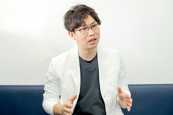 鶴橋整形外科クリニック 理学療法士と連携し、より良いリハビリの提供をめざす