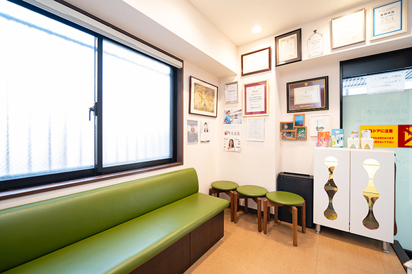 オカダ歯科クリニック 治療前後も安心して過ごせる空間づくりを心がけている