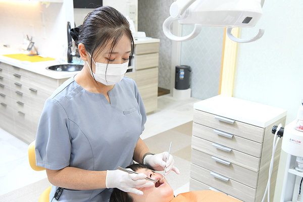 東京神楽坂歯科 歯周病を専門に学んだ歯科衛生士が在籍する