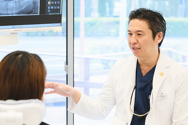オリエント歯科クリニック 生活背景を考慮した選択肢を提案し、治療を進めていく