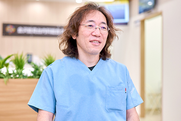 金沢能見台内科総合クリニック 生活習慣病に悩む患者が多いと話す安崎院長