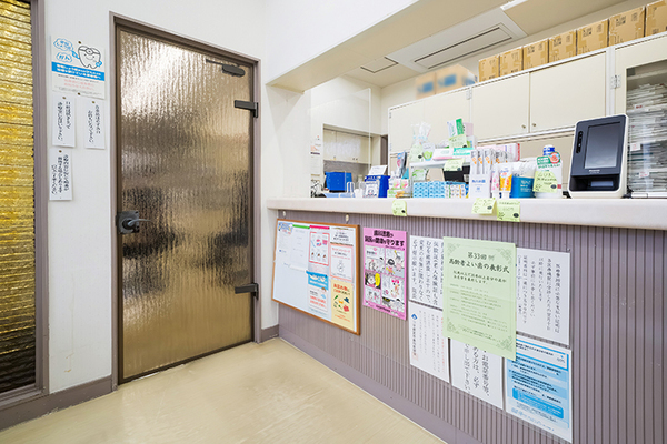 高田歯科医院 長く付き合える歯科医院をめざし、継続的な診療とフォローを行う