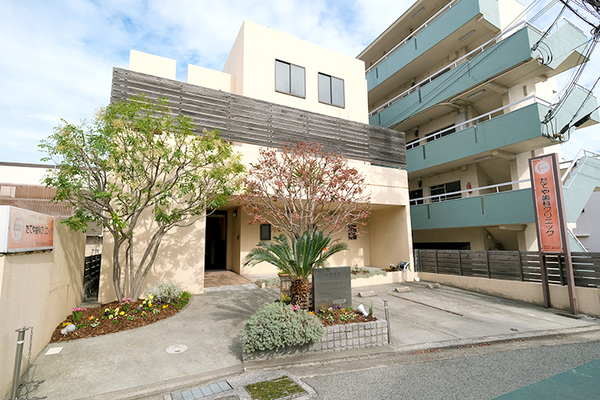 たてや歯科クリニック 治療方針を丁寧に説明し、適切な治療について相談する