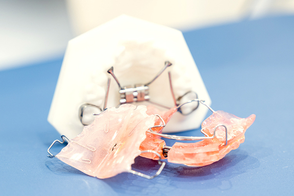 はらまち歯科クリニック 歯列矯正は、見た目だけでなく口腔内の機能を整える治療でもある