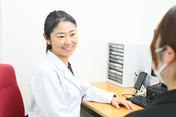 おなかクリニック 希望があれば女性医師による対応も選択可能だ