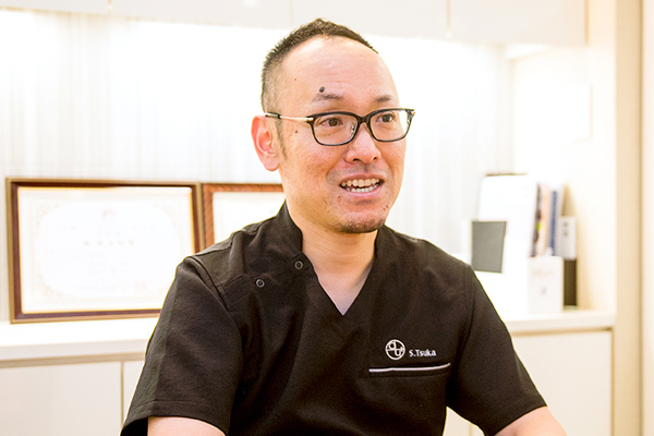 柄歯科医院 チーム医療を実現している院長の柄慎太郎先生