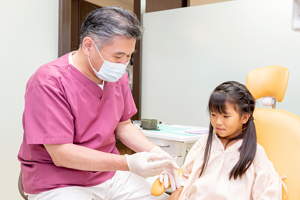 いわた歯科クリニック 子ども自身に自分の口腔環境を理解してもらう