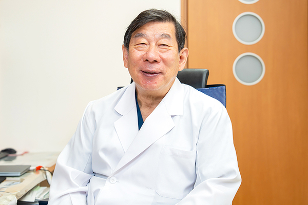 羽賀糖尿病・甲状腺内科 治療法や薬剤にはさまざまな選択肢があると話す