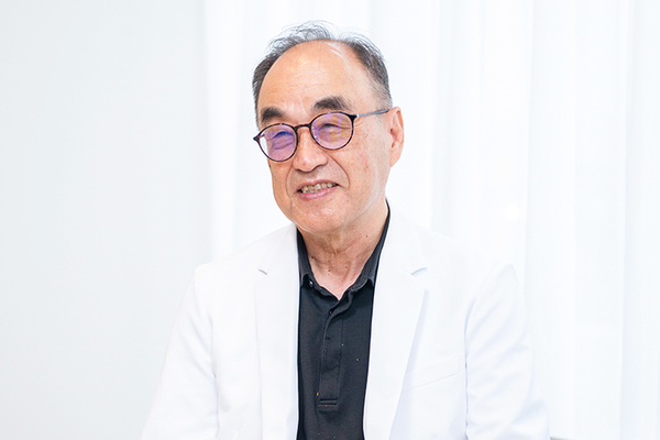 ありすがわクリニック 40年以上にわたりがん医療に携わってきた真船院長