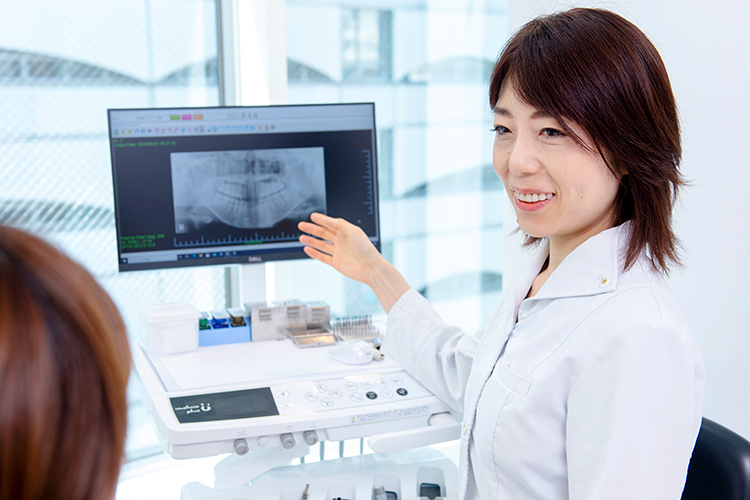 40代以降の矯正は正しい知識が必要 メリット デメリットを解説 ドクターズ ファイル