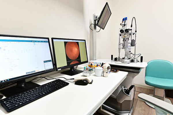 あづみ眼科クリニック 自覚症状が乏しいからこそ 緑内障は早期発見・早期治療が大切