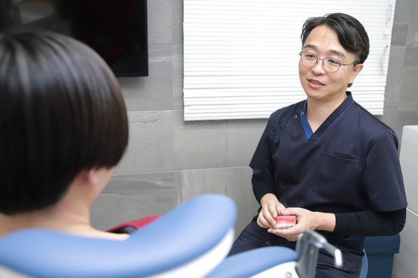 矢野歯科医院 院内作製で歯科医師の所見が形に マウスピース型装置を用いた矯正