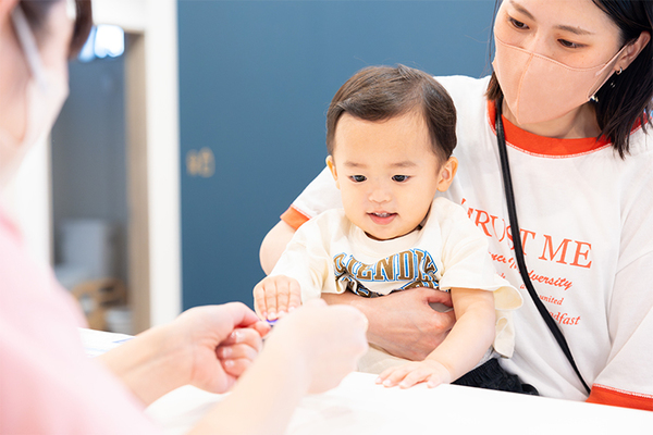 はぐむのあかりクリニック 障害・医療的ケア児が自宅で暮らす その暮らしを支え、ともに歩む