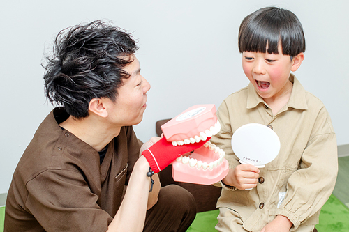 全身の健全な発育をめざし 予防のために行う小児矯正｜ドクターズ